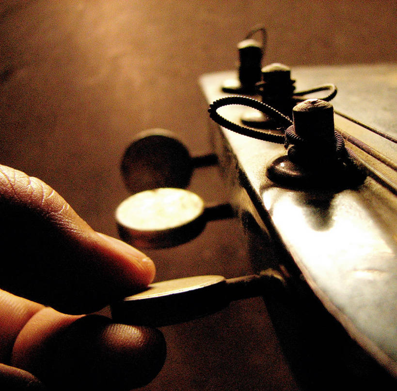 手,一个人,横图,室内,特写,复古,印度,乐器,首都,古典,音乐,人体,摄影,怀旧,部分,新德里,印度次大陆,德里,触摸