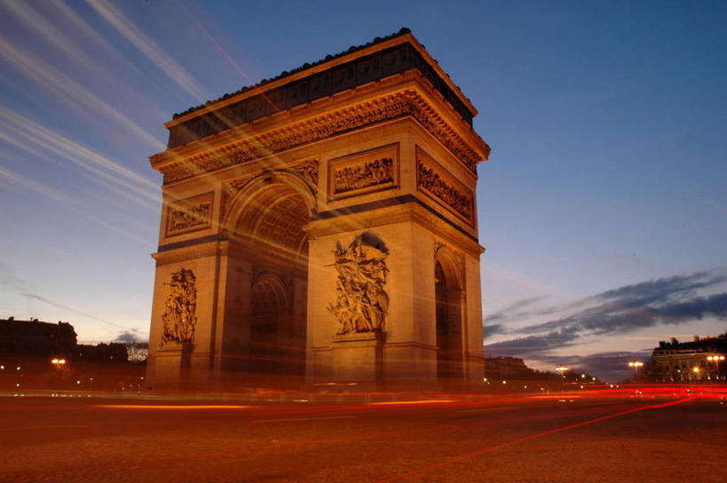 无人,横图,室外,运动模糊,长时间曝光,建筑,街道,法国,凯旋门,巴黎,云,拱门,光亮,首都,历史,天空,黄昏,地标建筑,运输,摄影,车灯,尾灯,迅速,照亮,法国文化,中欧,法兰西岛大区,旅行