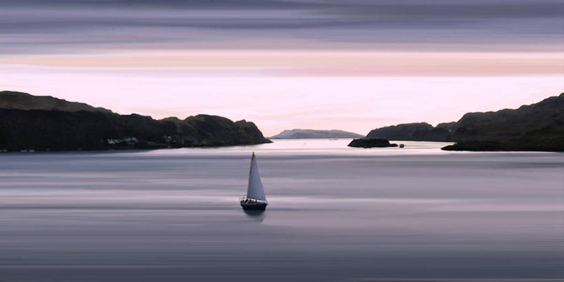 帆船,无人,横图,全景,室外,山,山脉,水,船,英国,岛,地平线,水平线,海湾,苏格兰,风景,自然,黄昏,交通工具,运输,摄影,航海,宁静,环境,载具,北欧,苏格兰高地,外赫布里底群岛,河口,奥邦