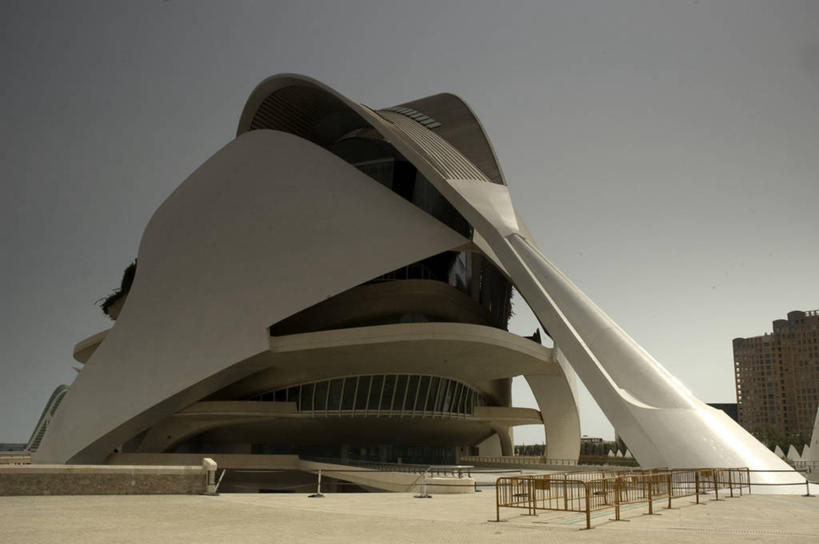 无人,博物馆,横图,室外,白天,建筑,西班牙,现代,天空,地标建筑,摄影,美术馆,伊比利亚半岛,万里无云,巴伦西亚省,旅行,艺术科学城