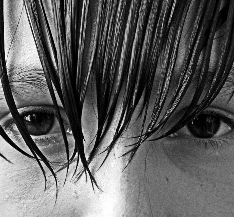 儿童,眼睛,前额,头发,一个人,横图,黑白,白天,正面,纯洁,西班牙,瞳孔,仅一个男性,仅一个人,湿,首都,小孩,仅一个小孩,马德里,可爱,童年,童趣,人体,眼部,摄影,部分,肖像,童真,烂漫,无邪,马德里省,伊比利亚半岛,天真,男孩,男人,男性,孩子,眼,男生