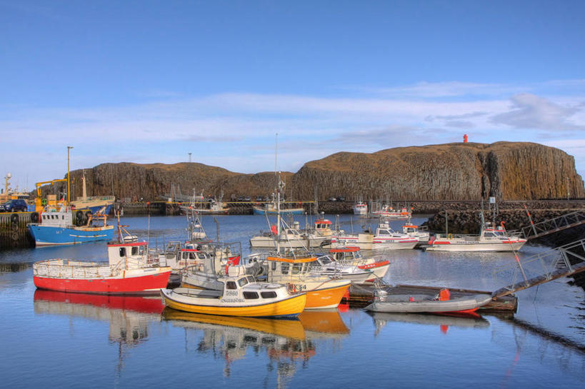 无人,横图,室外,白天,渔业,海洋,山,冰岛,停靠,渔船,风景,思考,运输,摄影,宁静,岩层,停泊,游艇码头,斯奈山半岛,岩石,彩图