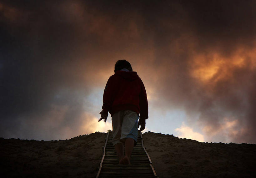 成年人,一个人,站,横图,室外,神秘,法国,地平线,地形,云,辽阔,地面,沙丘,黄昏,广阔,摄影,一望无际,延伸,剪影,中欧,天地相交,无边无际,一马平川,吉伦特省,彩图,阿尔卡雄,比拉沙丘