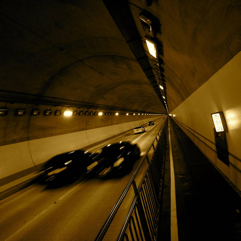无人,竖图,室内,室外,夜晚,消失点,运动模糊,建筑,汽车,韩国,隧道,机动车,交通,光亮,运输,摄影,照亮,透视图,朝鲜半岛,彩图