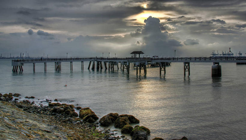 无人,码头,横图,室外,日落,水,多云,日光,新加坡,反射,地平线,海岸线,云,饮用水,天空,黄昏,冷饮,木桩,安静,摄影,宁静,马来群岛,海滩,岩石,彩图