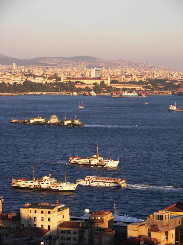 无人,竖图,室外,旅游,日落,城市,日光,欧洲,邮轮,摄影,货运,伊斯坦布尔,博斯普鲁斯海峡,彩图,旅行,驳船