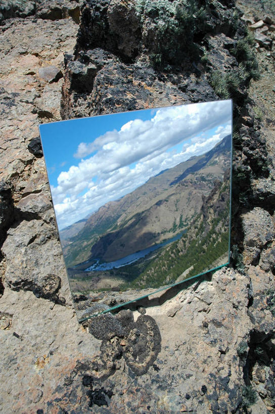 无人,竖图,室外,白天,旅游,度假,河流,美景,山,镜子,阿根廷,反射,地平线,地形,景观,云,辽阔,地面,娱乐,天空,自然,享受,休闲,广阔,景色,放松,摄影,宁静,一望无际,自然风光,延伸,天地相交,无边无际,一马平川,想法,巴里洛切,岩石,彩图