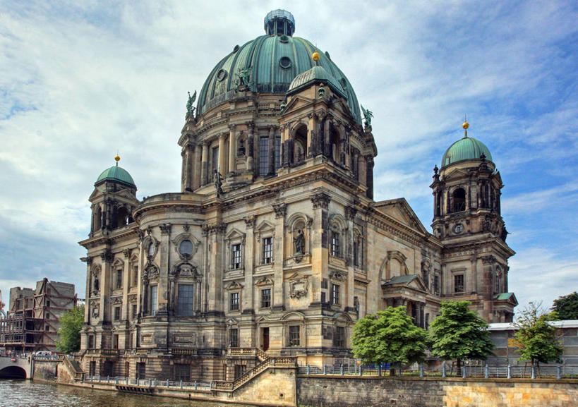 无人,教堂,横图,室外,白天,城市,建筑,德国,云,首都,柏林,柏林大教堂,摄影,宗教,基督教,圆顶建筑,德国文化,彩图,大教堂