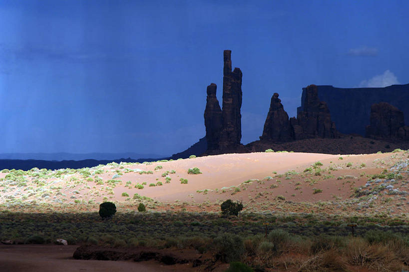 无人,横图,室外,美景,沙漠,美国,地形,景观,乌云,风景,自然,景色,摄影,宁静,岩层,自然风光,纪念碑山谷,犹他,岩石,彩图