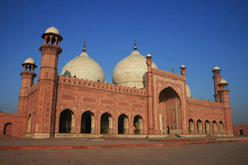 无人,横图,室外,白天,城市,建筑,巴基斯坦,亚洲,塔,地标建筑,摄影,宁静,圆顶建筑,清真寺,南亚,万里无云,首府,巴基斯坦伊斯兰共和国,花园城市,拉合尔,彩图,巴德夏希清真寺,皇家清真寺,旁遮普省