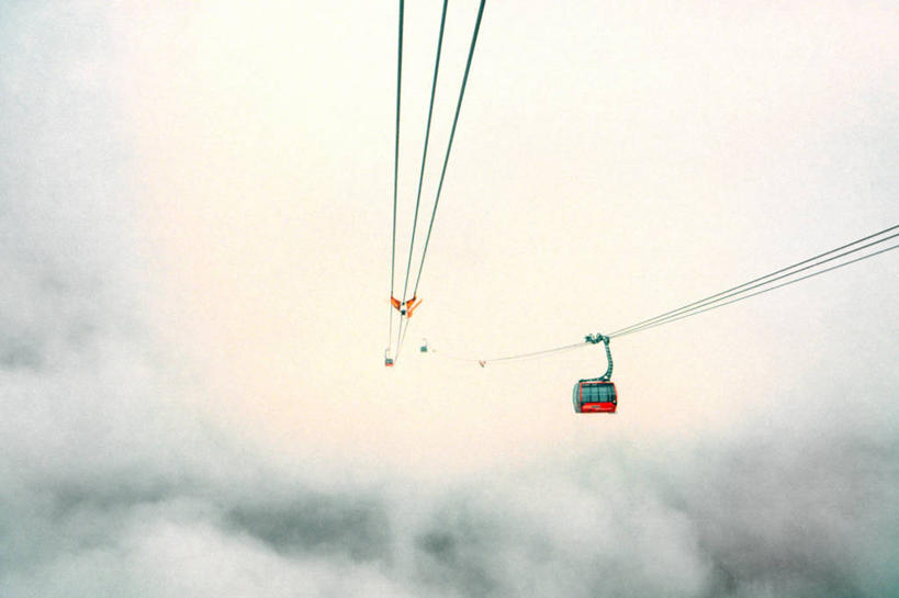 无人,横图,俯视,航拍,室外,白天,旅途,神秘,加拿大,云,缆车,交通工具,运输,摄影,鸟瞰,天堂,索道,缆索铁路,钢缆,彩图,高角度拍摄,旅行