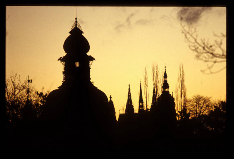 无人,横图,室外,城市,建筑,欧洲,捷克,城堡,塔,尖顶,首都,穹顶,黄昏,摄影,宁静,剪影,中欧,捷克共和国,波西米亚,布拉格,圣维特大教堂,圣维特主教座堂,赫拉德卡尼城堡,彩图,大教堂,布拉格历史中心