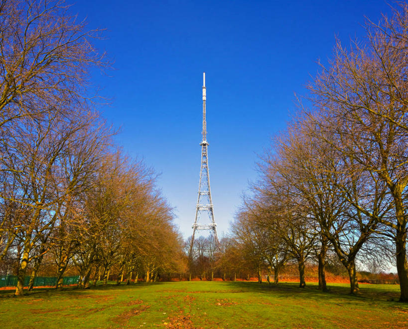 无人,公园,横图,室外,白天,建筑,英国,小路,塔,首都,摄影,透视图,万里无云,无线电通信塔,水晶宫,秋天,彩图,林荫大道