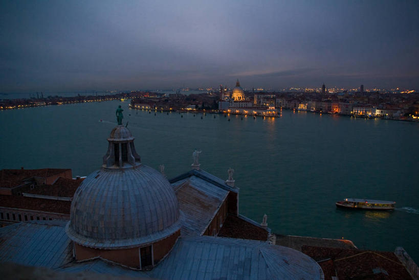 无人,教堂,横图,俯视,室外,水,多云,建筑,意大利,屋顶,地平线,古城,黄昏,摄影,宁静,照亮,圆顶建筑,意大利文化,威尼托大区,威尼斯礁湖,彩图,高角度拍摄