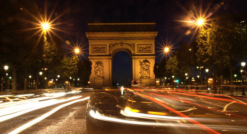 无人,横图,室外,夜晚,长时间曝光,建筑,街道,路灯,照明,法国,凯旋门,巴黎,拱门,首都,灯,灯具,摄影,纪念,留念,照亮,照明设备,怀念,法国文化,前照灯,前大灯,车前灯,彩图