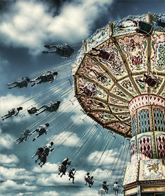 游乐园,坐,竖图,阶调图片,室外,白天,仰视,加拿大,吊挂,悬挂,云,许多人,挂,刺激,一群人,乐趣,摄影,享乐,旋转秋千,彩图,低角度拍摄