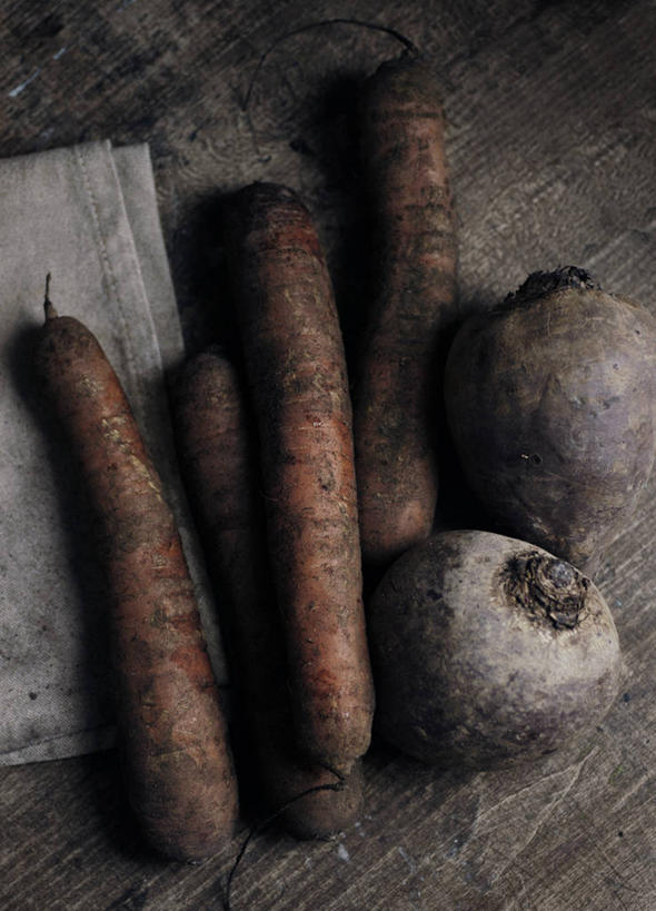 无人,竖图,俯视,室内,桌子,胡萝卜,静物,准备,木制,生食,抹布,摄影,简单,清新,健康食物,根甜菜,红菜头,甜菜根,菾菜,紫菜头,糖萝卜,彩图,高角度拍摄