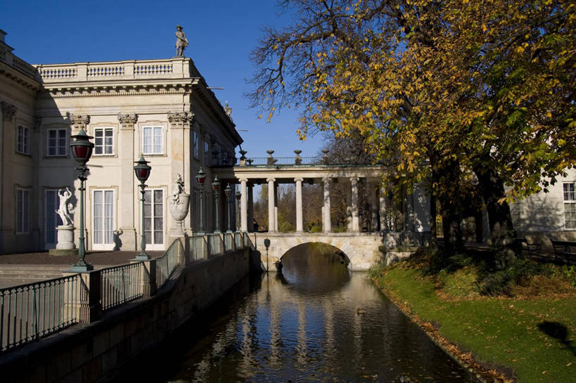 无人,公园,宫殿,横图,室外,白天,建筑,波兰,反射,桥,首都,树,摄影,运河,古典风格,柱廊,华沙,秋天,彩图