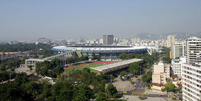 无人,足球场,体育馆,运动场,横图,全景,俯视,室外,白天,度假,美景,城市风光,城市,建筑,巴西,景观,娱乐,体育场,享受,休闲,景色,南美,放松,摄影,拉丁美洲,里约热内卢,树梢,万里无云,里约热内卢州,运动馆,马拉卡纳体育场,彩图,高角度拍摄