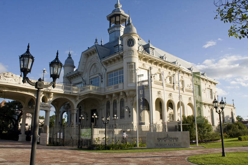 栏杆,横图,室外,白天,仰视,建筑,路灯,阿根廷,首都,天空,地标建筑,南美,摄影,宁静,拉丁美洲,美术馆,布宜诺斯艾利斯,彩图,低角度拍摄,传统文化,国会