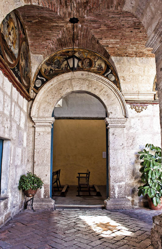 无人,竖图,俯视,航拍,旅游,门,建筑,街道,秘鲁,节日,拱门,文化,祈祷,健康,许愿,摄影,宗教,信仰,纪念,祈求,基督教,鸟瞰,天主教,修道院,信念,神学院,修院,隐修院,平安,彩图,高角度拍摄,旅行