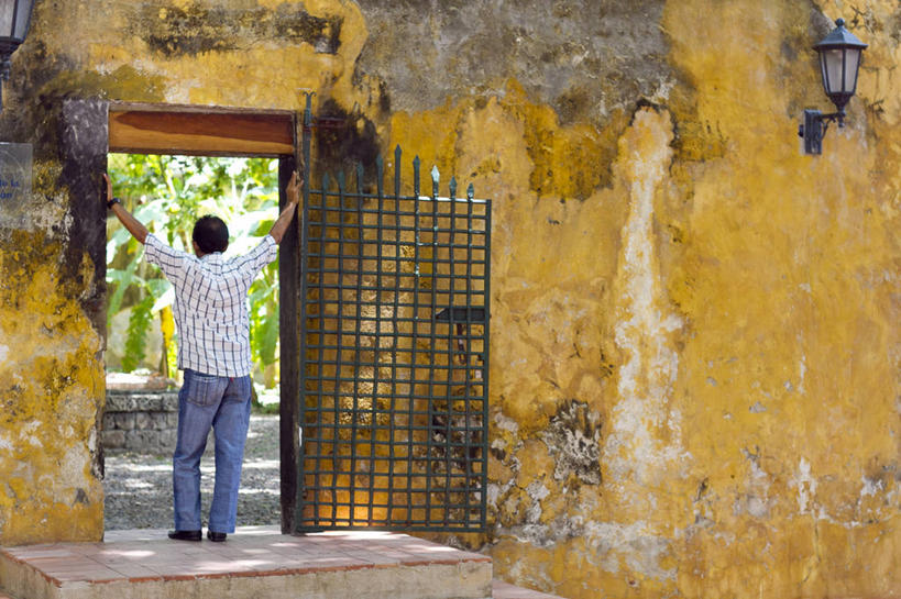 一个人,横图,俯视,航拍,室外,旅游,门,城市,建筑,哥伦比亚,首都,背面,黄色,地标建筑,摄影,鸟瞰,波哥大,彩图,高角度拍摄