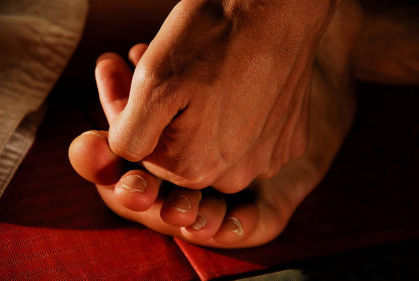 手,一个人,横图,室内,特写,白天,柔道,人体,摄影,部分,足,维多利亚,拳头,彩图