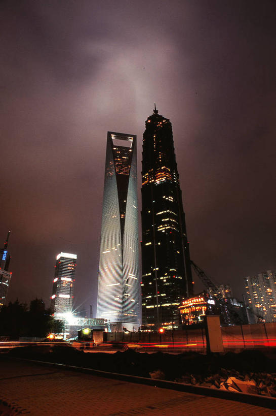 无人,竖图,室外,度假,美景,城市风光,城市,道路,建筑,街道,路,摩天大楼,公路,上海,景观,交通,娱乐,浦东,享受,休闲,景色,放松,摄影,宁静,照亮,上海环球金融中心,金融区,马路,彩图