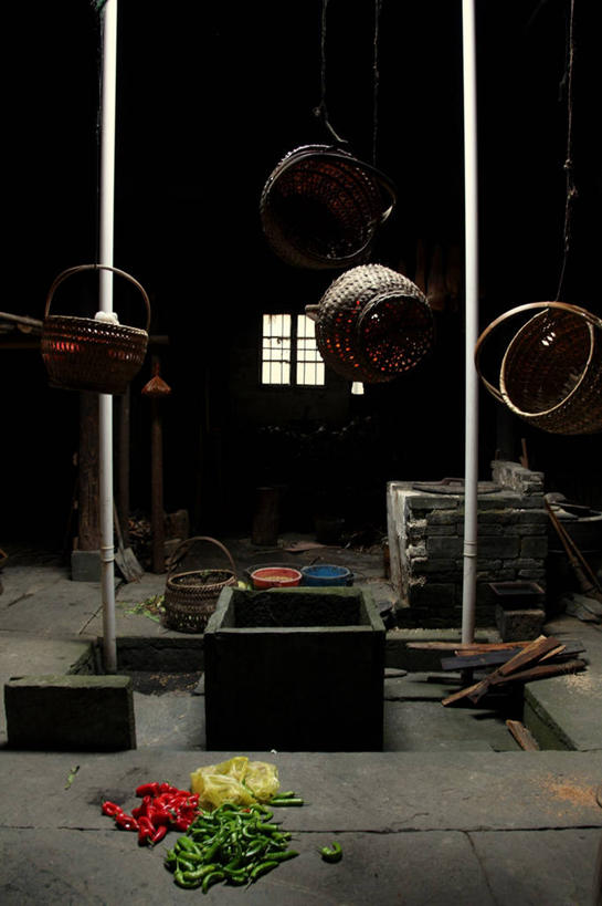 无人,竖图,室内,吊挂,悬挂,管子,篮子,挂,婺源,酒窖,摄影,多样,柳条,健康食物,江西省,彩图