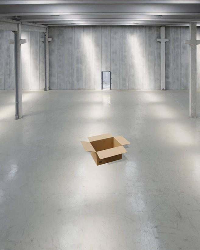 无人,竖图,俯视,室内,白天,留白,商务,建筑,纸箱,房屋,屋子,混凝土,仓库,盒子,一个,容器,箱子,打开,工具箱,工业,摄影,单个,储藏,开启,储存,货运,贸易,工业建筑,板条箱,想法,彩图,高角度拍摄,房子,机遇,贮存,海上运输