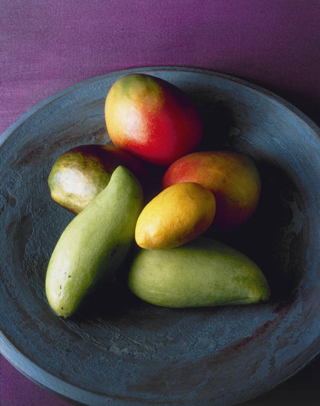 无人,竖图,俯视,芒果,静物,紫色背景,饮食,碗,果盘,摄影,清新,健康食物,彩图,高角度拍摄,影棚拍摄