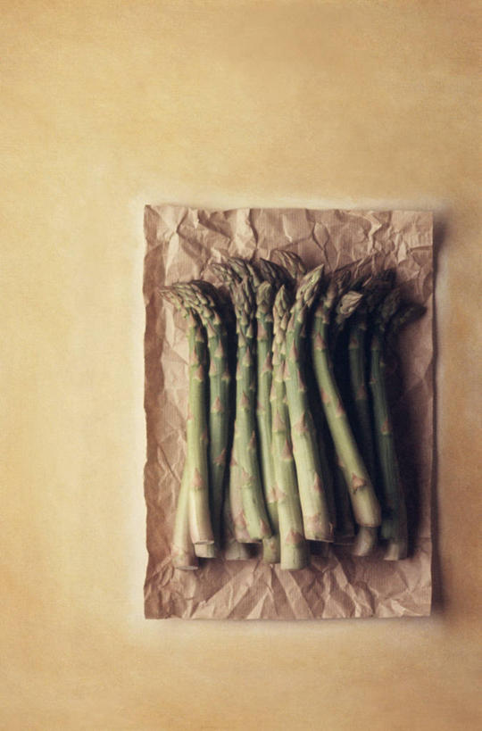 无人,竖图,俯视,留白,芦笋,静物,许多,黄色背景,很多,饮食,摄影,牛皮纸,简单,清新,健康食物,彩图,高角度拍摄,影棚拍摄