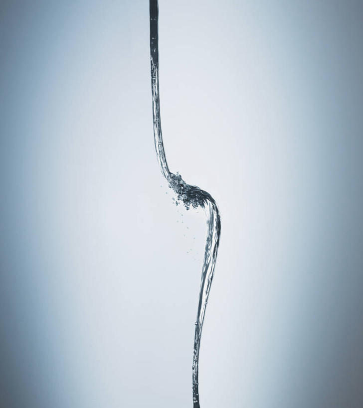 无人,竖图,特写,留白,水,波纹,蓝色背景,波浪,摄影,简单,横截面,纯净,彩图,影棚拍摄,精力