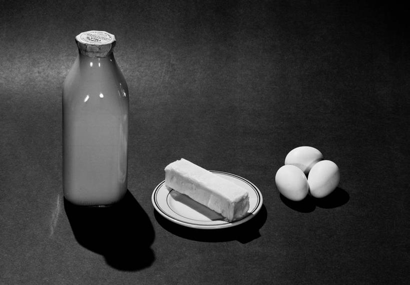 奶酪,无人,横图,黑白,静物,古典,布置,饮料,牛奶瓶,摄影,奶制品,清新,健康食物,影棚拍摄