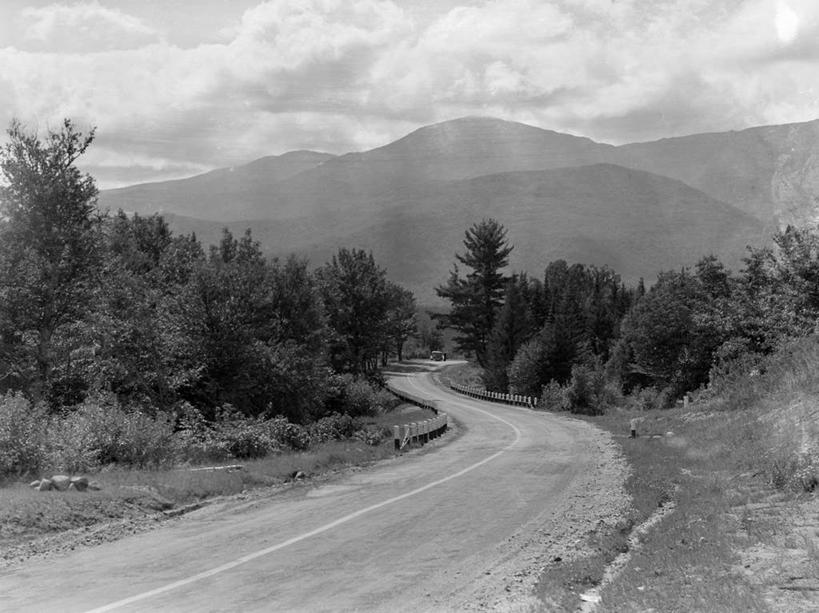 无人,横图,黑白,室外,白天,山,公路,美国,地形,树,风景,摄影,宁静,北美,北美洲,美洲,华盛顿州,新罕布什尔州,北亚美利加洲,亚美利加洲,新罕布什尔,新罕布夏州,花岗岩州,花冈岩之州,滑雪之州,新英格兰,纽英仑,美利坚合众国,阿巴拉契亚