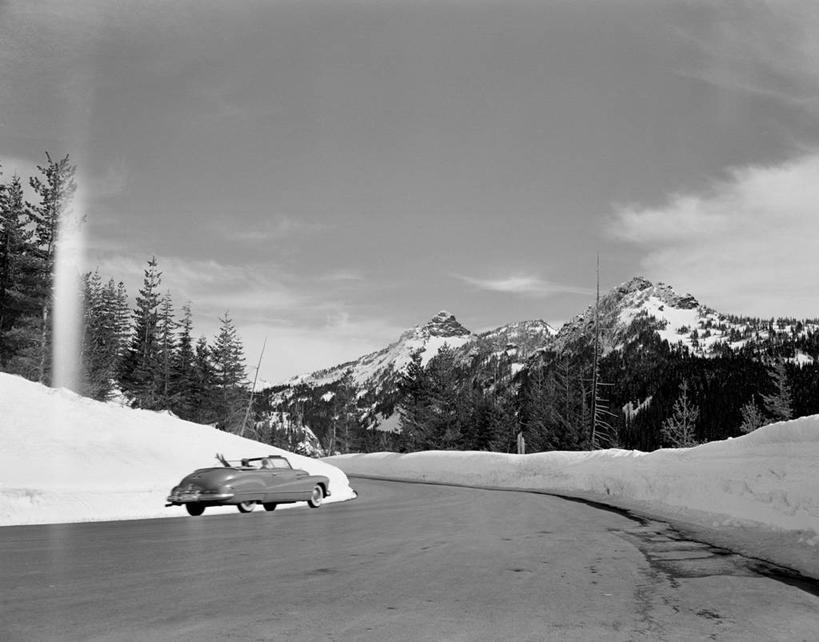 无人,横图,黑白,室外,白天,旅游,度假,旅途,美景,山,山脉,雪,雪山,路,美国,弯曲,景观,冬天,娱乐,树,风景,自然,敞篷车,享受,休闲,景色,放松,运输,摄影,自然风光