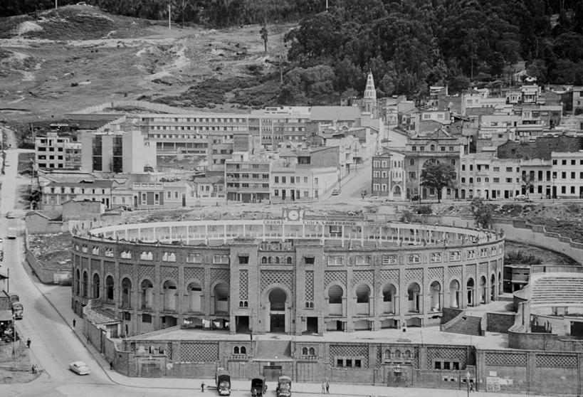 无人,横图,俯视,黑白,室外,白天,度假,美景,城市风光,城市,建筑,美国,哥伦比亚,景观,首都,娱乐,体育场,享受,休闲,景色,放松,摄影,波哥大,圆形剧场,高角度拍摄