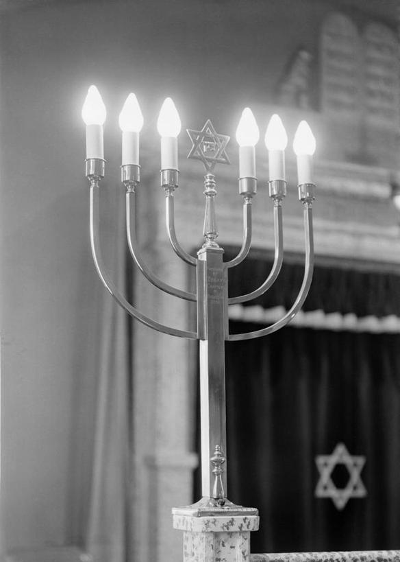 无人,竖图,黑白,室内,蜡烛,美国,庆祝,烛台,摄影,犹太教,犹太教灯台,犹太教九灯烛台,再献圣殿节灯台,传统文化