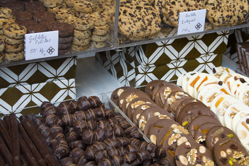 无人,商店,横图,室内,特写,白天,西班牙,巴塞罗那,食品,饮食,甜食,巧克力,零售,摄影,多样,地中海文化,价格标签,加泰隆尼亚,彩图