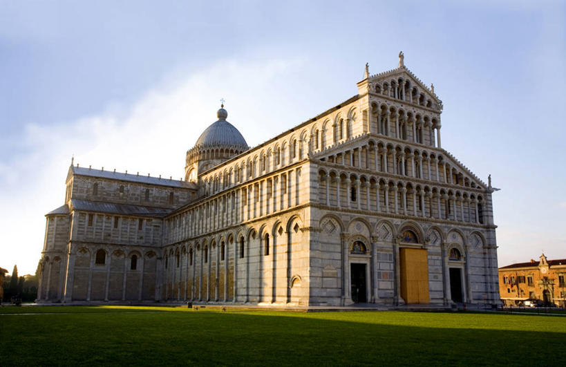 无人,横图,室外,白天,草坪,建筑,意大利,草,地标建筑,摄影,比萨,意大利文化,托斯卡纳区,哥特式风格,比萨教堂,彩图,大教堂