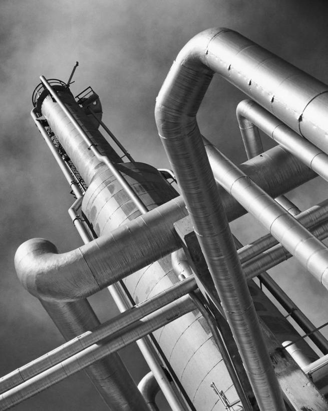 无人,工厂,竖图,黑白,室外,白天,仰视,建材,金属制品,美国,金属,管子,云,北,管道,天空,钢管,炼油厂,工业,角度,摄影,能源,污染,石油工业,北美,建筑材料,特拉华,化石燃料,空气污染,低角度拍摄,制造厂,生产工厂,输油管道