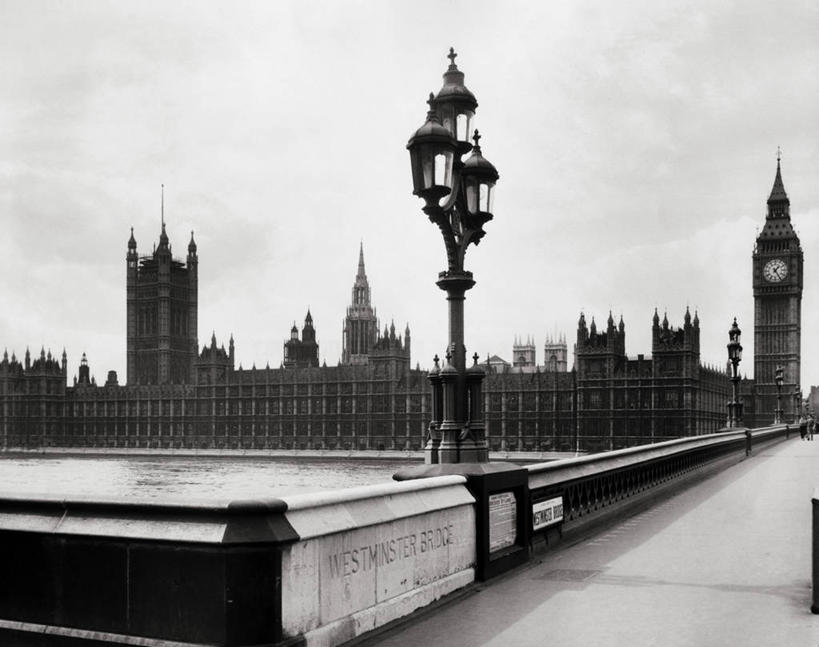 无人,码头,横图,室外,白天,时尚,河流,水,城市,建筑,路灯,英国,欧洲,房屋,塔,桥,首都,古典,大本钟,英格兰,钟塔,泰晤士河,地标建筑,摄影,巨大,庞大,权威,放置,政府大楼,住房,政府,政治,威斯敏斯特市,英国文化,哥特式风格,英国国会大厦,议会大楼,宏大,硕大,伟大,威斯敏斯特桥,团结,钟,彩图,旅行,名声,横越