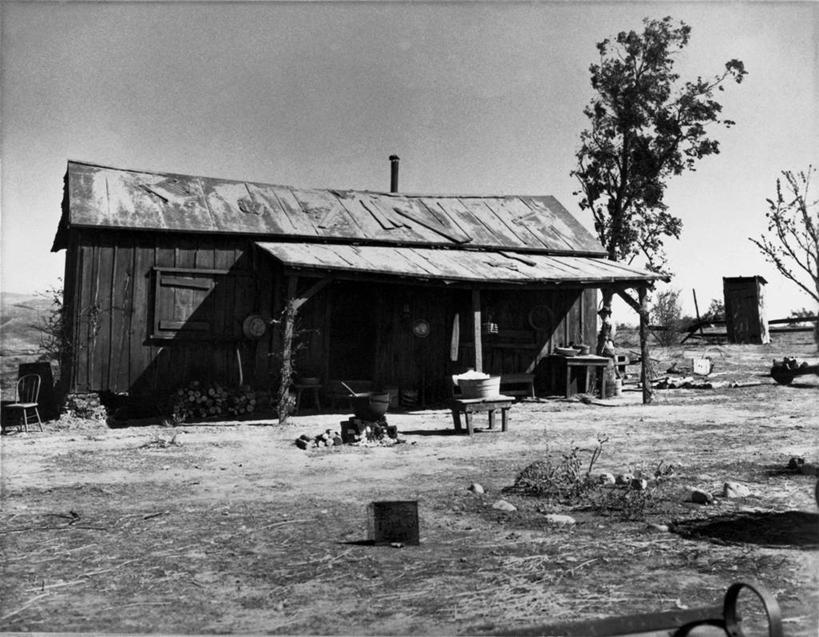 无人,横图,室外,白天,聚会,美景,建筑,美国,沮丧,破碎,地形,景观,聚餐,北,古典,历史,破坏,破损,树,自然,景色,摄影,肮脏,奋斗,粉碎,损坏,北美,贫穷,事件,自然风光,毁坏,美国文化,摧毁,邋遢,龌龊,污秽,失业,美国人,彩图,旅行,社会问题,过去,大萧条