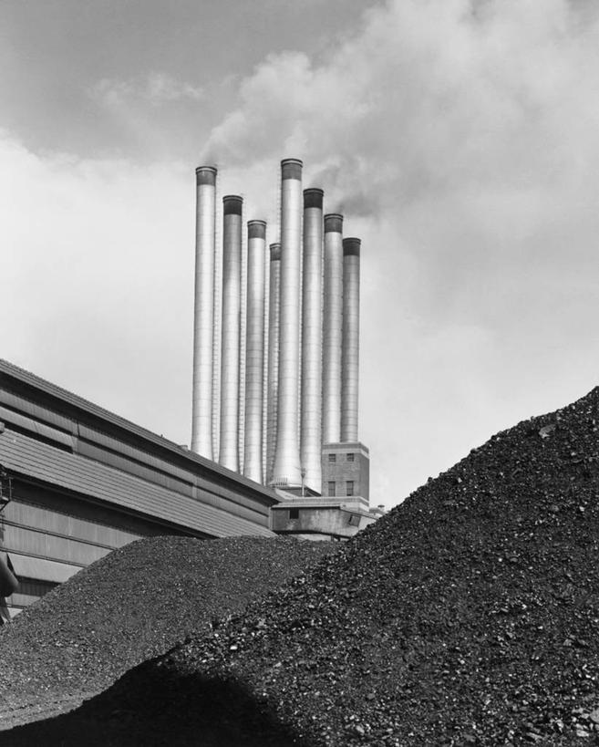 无人,竖图,黑白,室外,白天,烟囱,环保,天空,烟,发电站,工业,摄影,能源,堆,污染,回收,资源,煤,利用,低碳,循环,持续,空气污染,地热发电站,社会问题