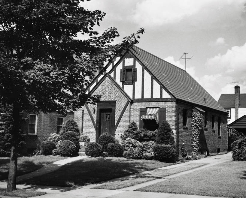 无人,横图,室外,白天,技术,草坪,植物,门,建筑,美国,阴影,房屋,云,人行道,北,现代,草,树,天空,摄影,北美,住房,纽约州,皇后区,法拉盛,彩图,旅行,居住区