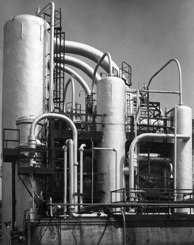 无人,工厂,竖图,黑白,室外,白天,美国,金属,天空,炼油厂,工业,摄影,能源,石油工业,北美,伊利诺斯州,制造厂,生产工厂