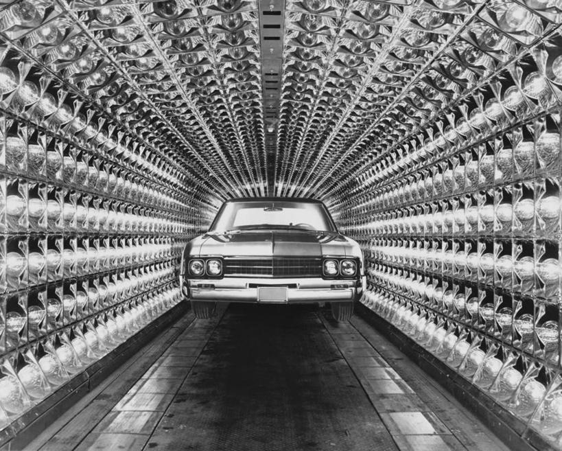 无人,工厂,横图,黑白,室内,汽车,光线,光芒,热,车,灯,交通工具,工业,摄影,电灯,温度,照亮,停止,载具,暂停,停滞,烘干