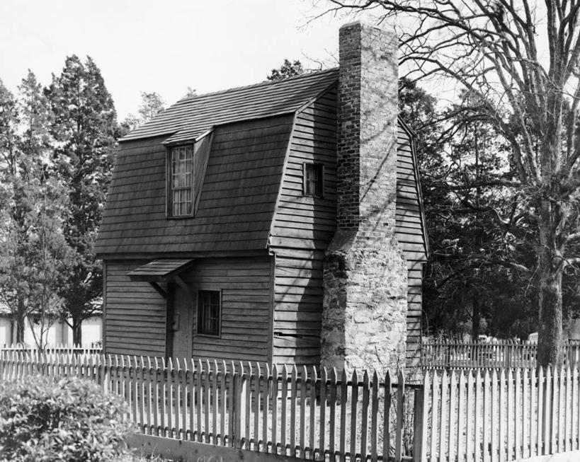 无人,栏杆,横图,黑白,室外,白天,烟囱,植物,建筑,美国,房屋,围栏,护栏,树,天空,摄影,保护,北美,住房,北美洲,总统,美洲,北卡罗来纳州,北亚美利加洲,亚美利加洲,北卡罗来纳,焦油脚根之州,黑油鞋根之州,老北州,罗利,美利坚合众国,过去