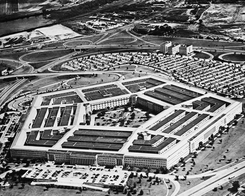 无人,横图,俯视,航拍,黑白,室外,白天,城市,建筑,美国,形状,军事,首都,摄影,权威,北美,鸟瞰,政府,华盛顿特区,五角大楼,维吉尼亚,高角度拍摄,阿林顿