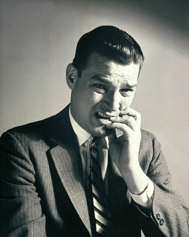 成年人,一个人,商务人士,商务男性,竖图,室内,衬衫,商务,仅一个男性,套装,思考,摄影,恐怖,商务装,工薪阶层,吮,挫败,担心,男人,白领,上班族,彩图,衬衣